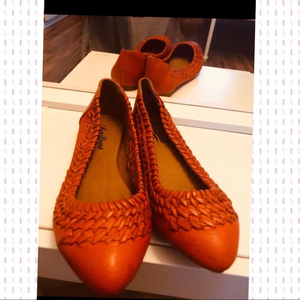 Lucky brand flat shoes